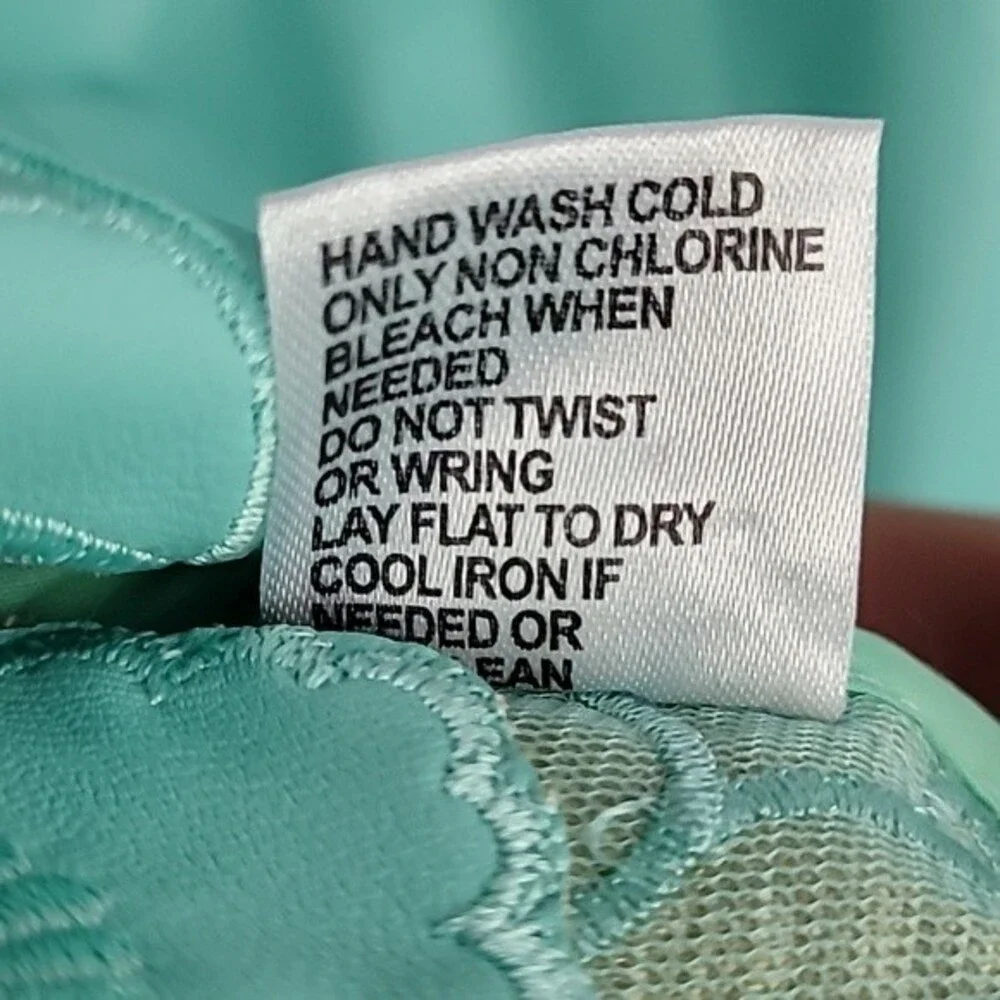 Weavz  Aquamarine colored polyurethane  zipper jacket. Size Small. - Picture 7 of 8